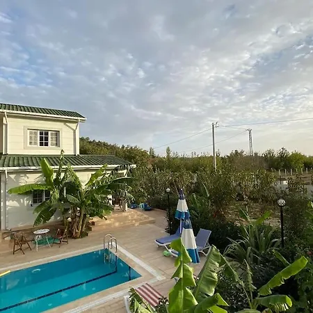 6 Persoons Met Privézwembad En Boomgaard Villa *